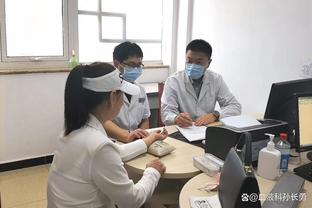 罗马诺：枪手和莱昂纳多没有具体谈判；律师仍在处理曼联收购事宜